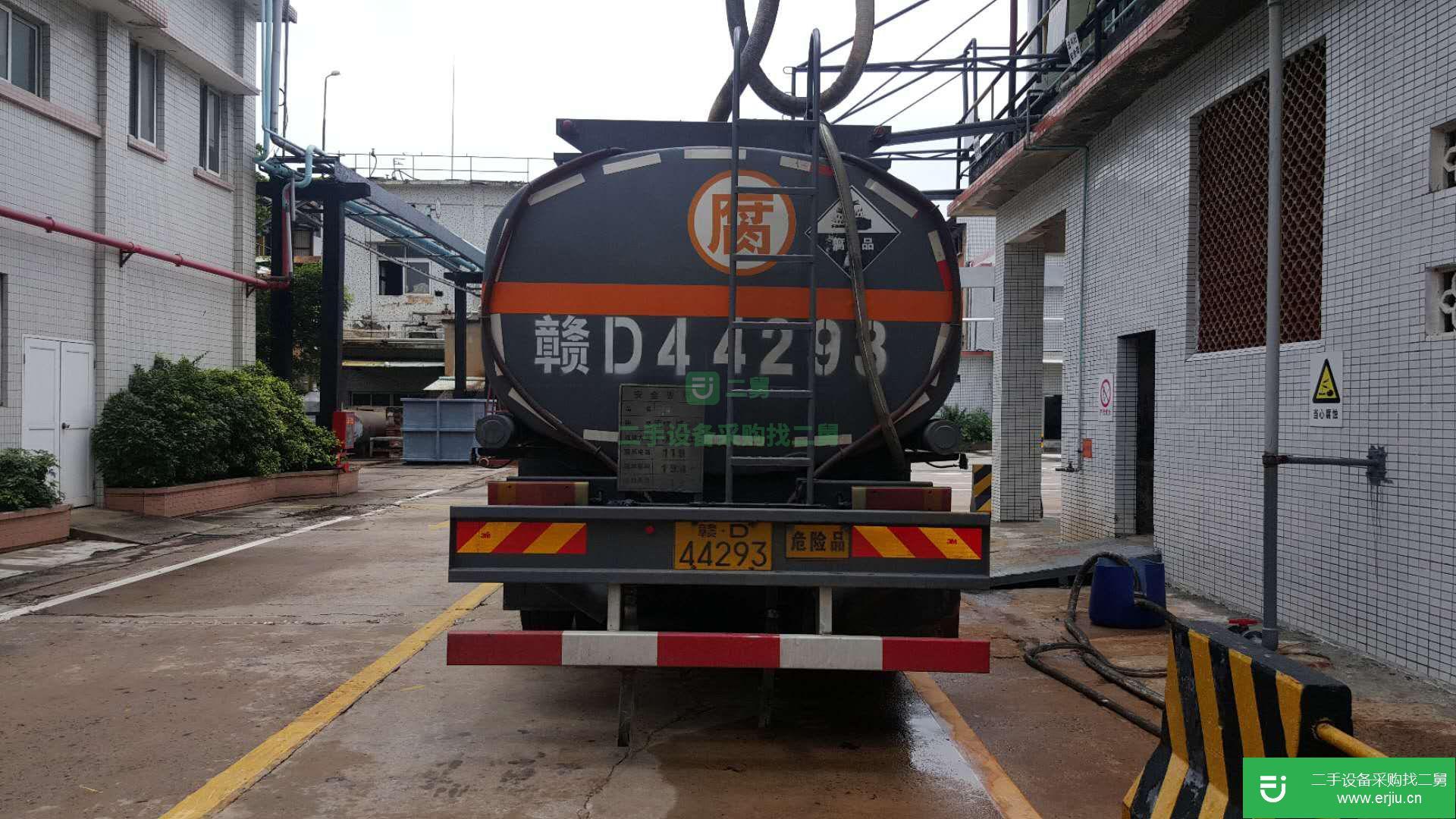 廣東出售二手東風柳汽液體運輸車245馬力