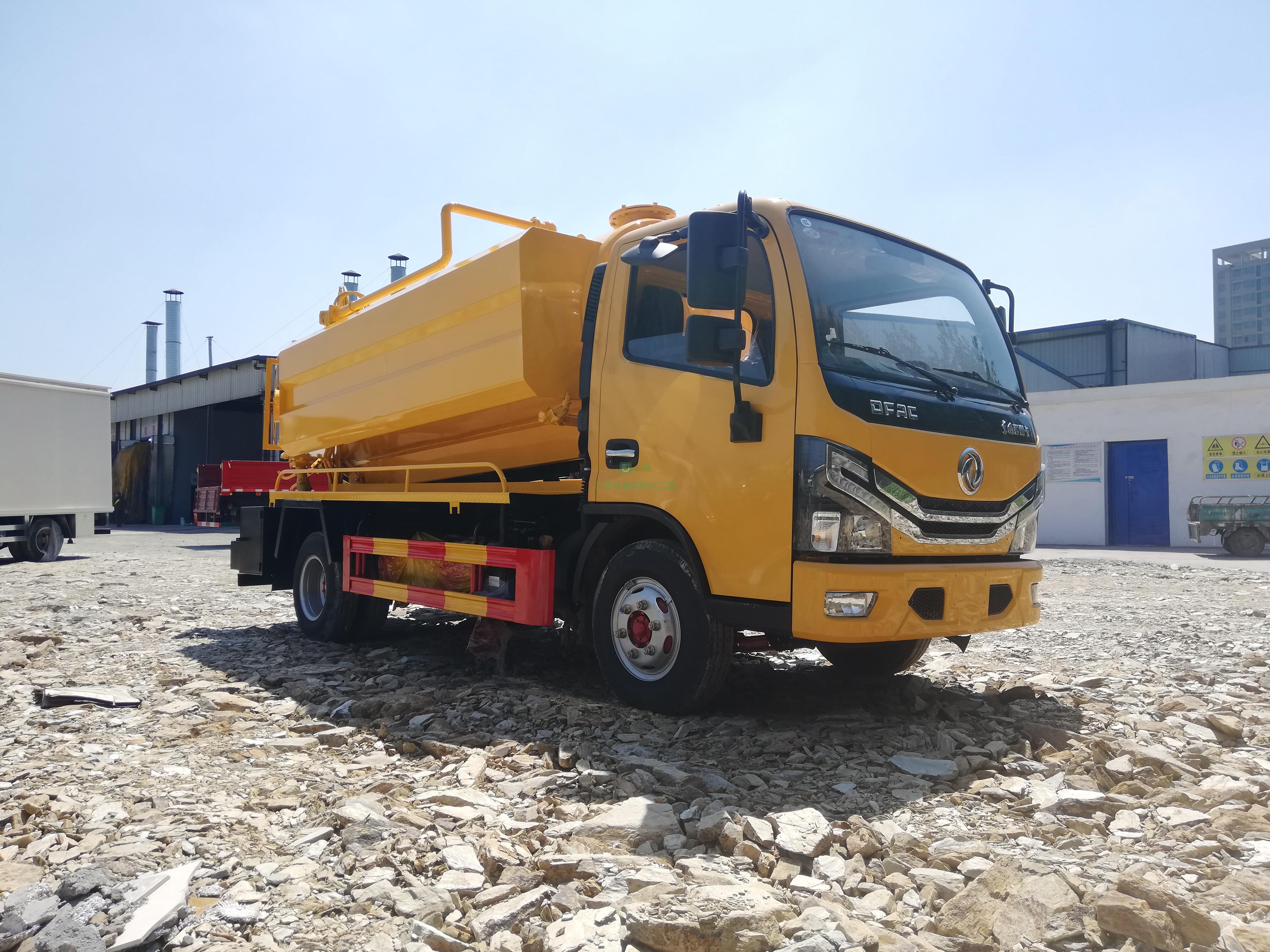 出售藍牌東風多利卡CLW5040GQW6型6方清洗吸污車，一輛支持分期購車