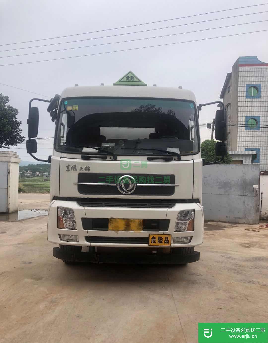 內蒙古出售二手東風油罐車211馬力