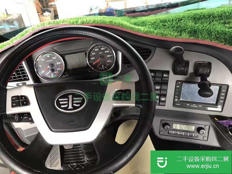 江西出售二手解放領航J6p460牽引車