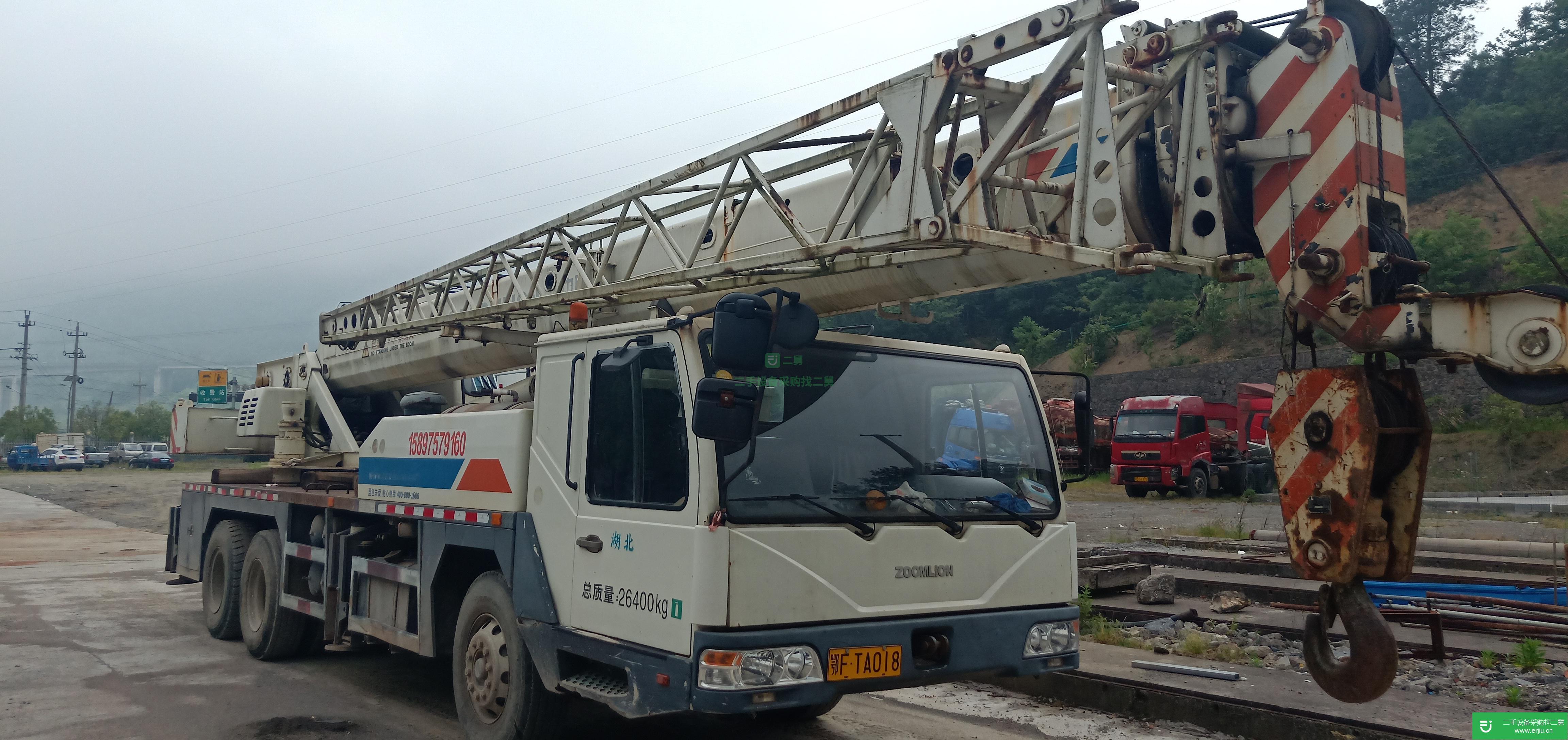 湖北出售二手徐工重卡240馬力吊車