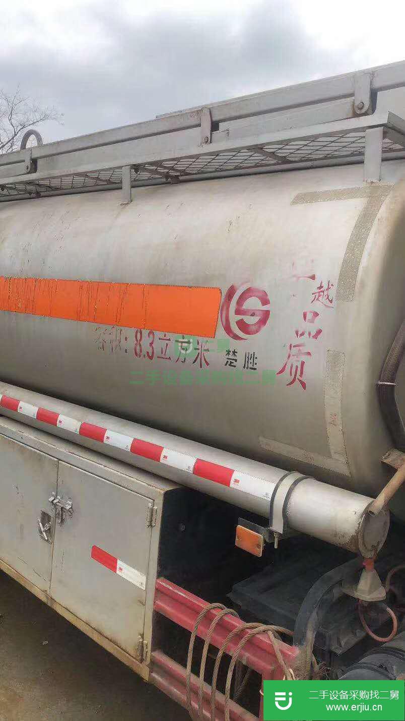 湖北出售二手東風多利卡150馬力油罐車