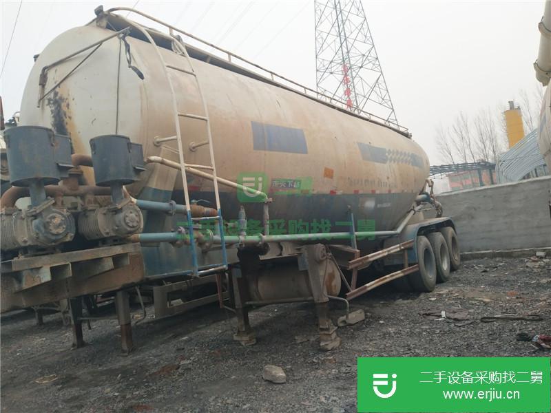 陜西低價出售一臺二手水泥罐半掛車