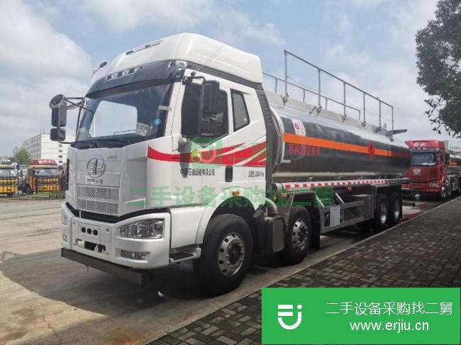 湖北出售二手東風天龍前四后八油罐車
