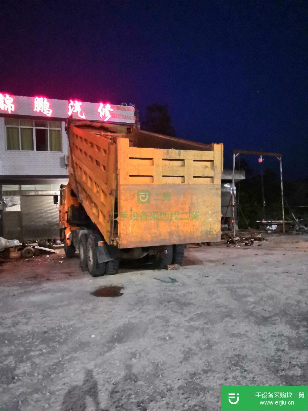 貴州出售二手德龍后八輪自卸車
