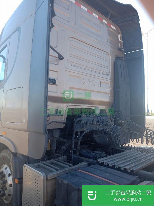 天津出售二手東風天龍牽引車