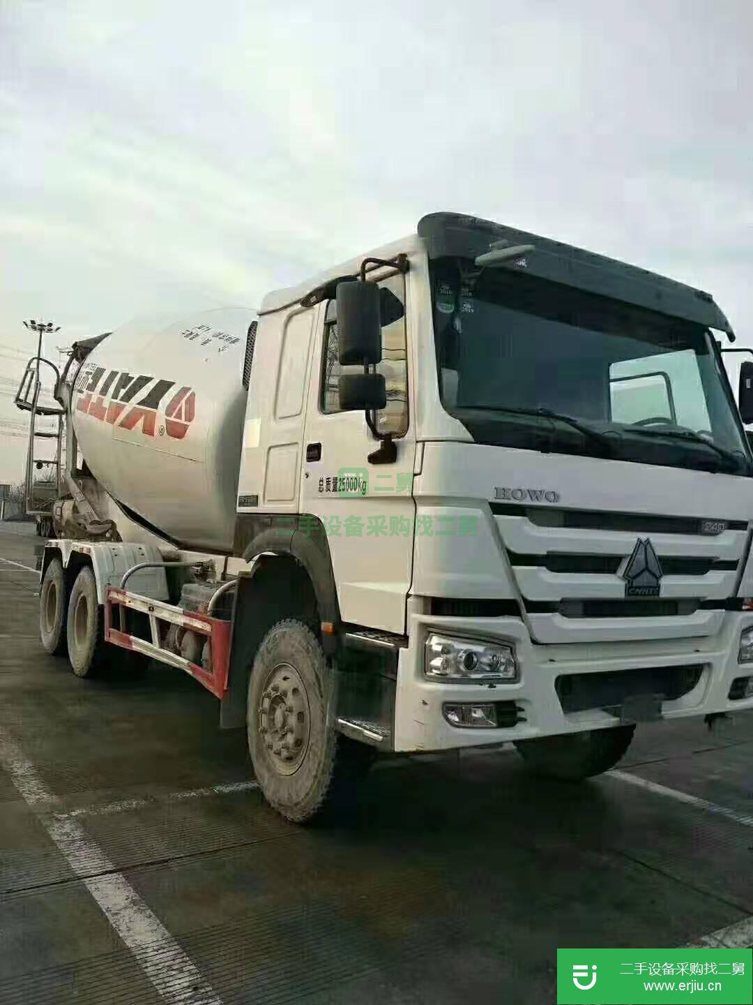 新疆出售二手重汽豪沃混凝土攪拌車