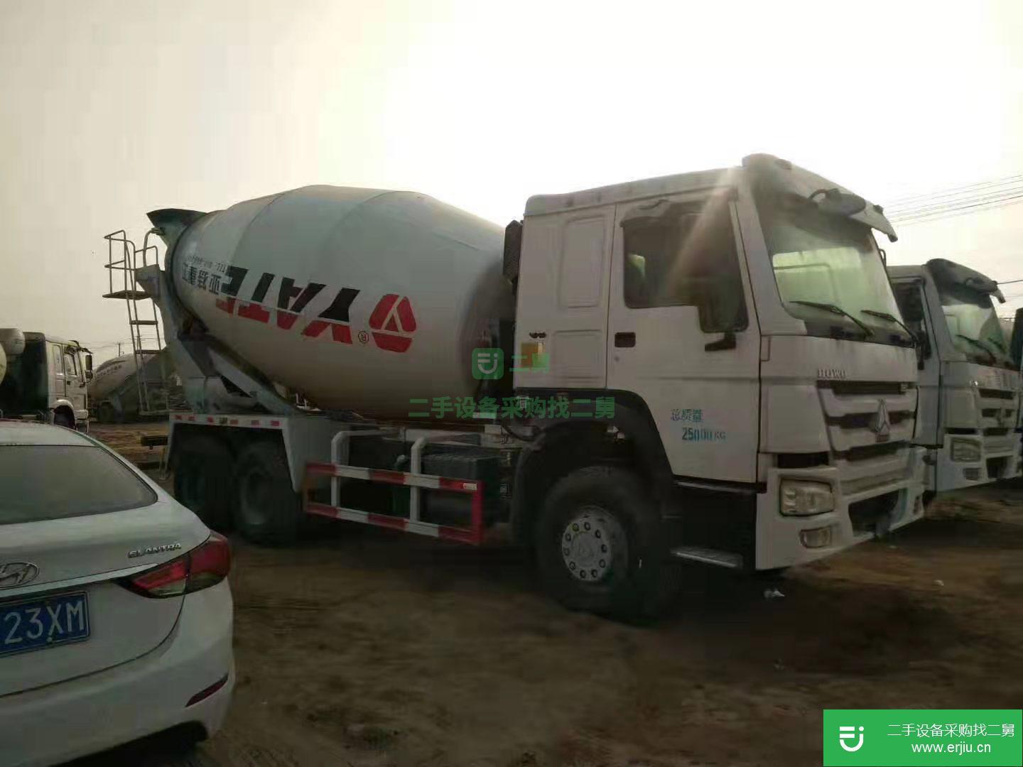 貴州出售二手重汽豪沃混凝土攪拌車
