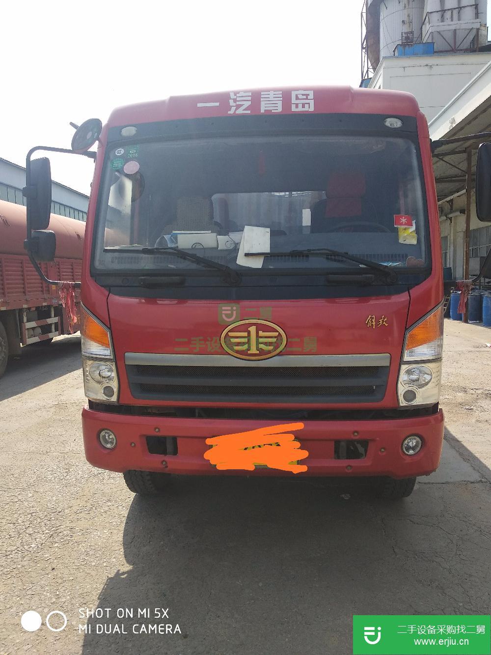 山東低價出售二手的解放賽龍貨車