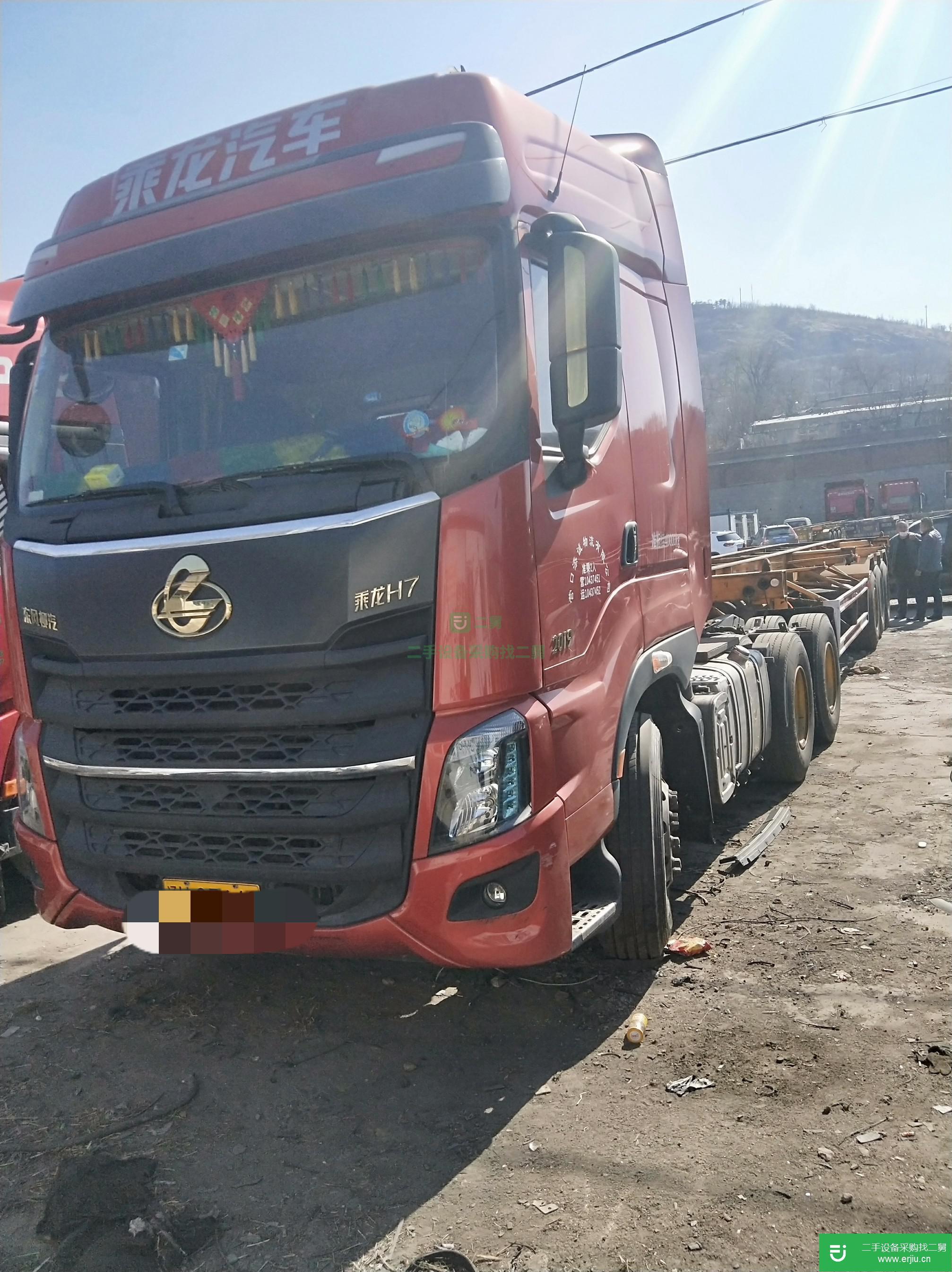 遼寧出售二手東風柳汽430馬力牽引車