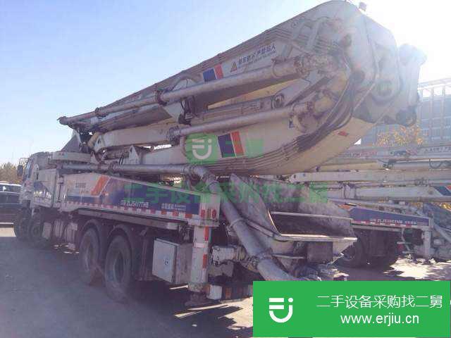 湖南低價出售一臺二手中聯(lián)重科623泵車