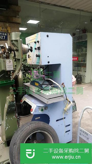 浙江出售二手自動(dòng)電加熱熱壓機(jī)