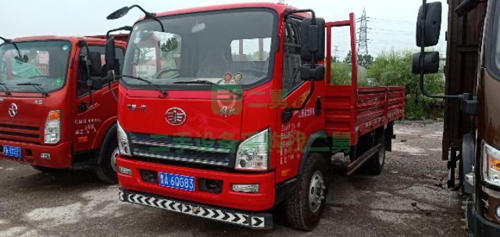 山西出售一汽解放852-16輪胎4.2米x2.45米貨車