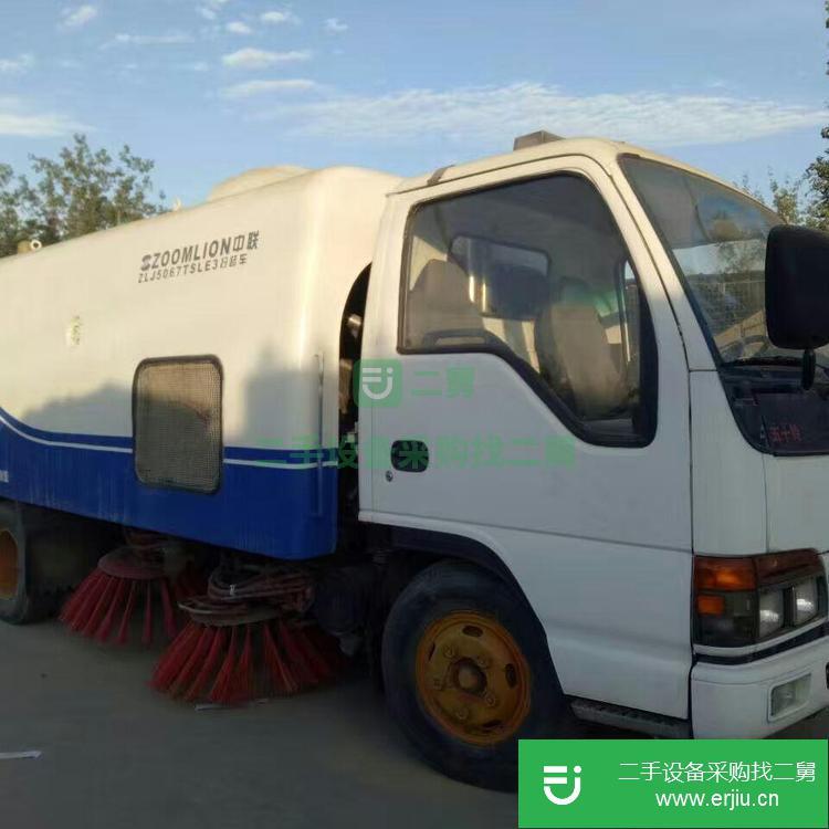 山東出售二手大型掃路車(chē)