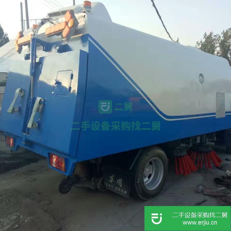 山東出售二手大型掃路車(chē)