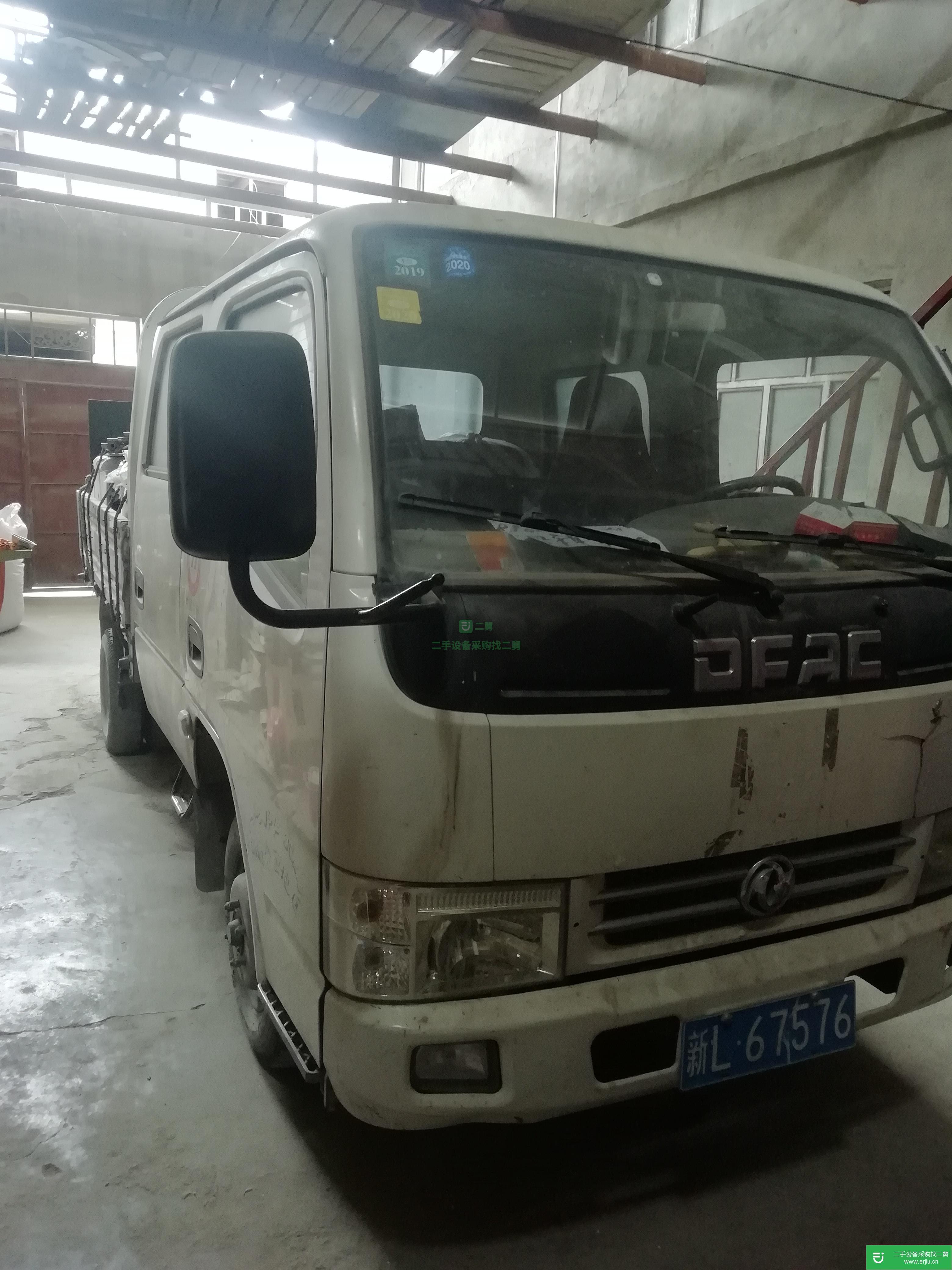 新疆低價出售一臺東風多利卡載貨車  92 馬力