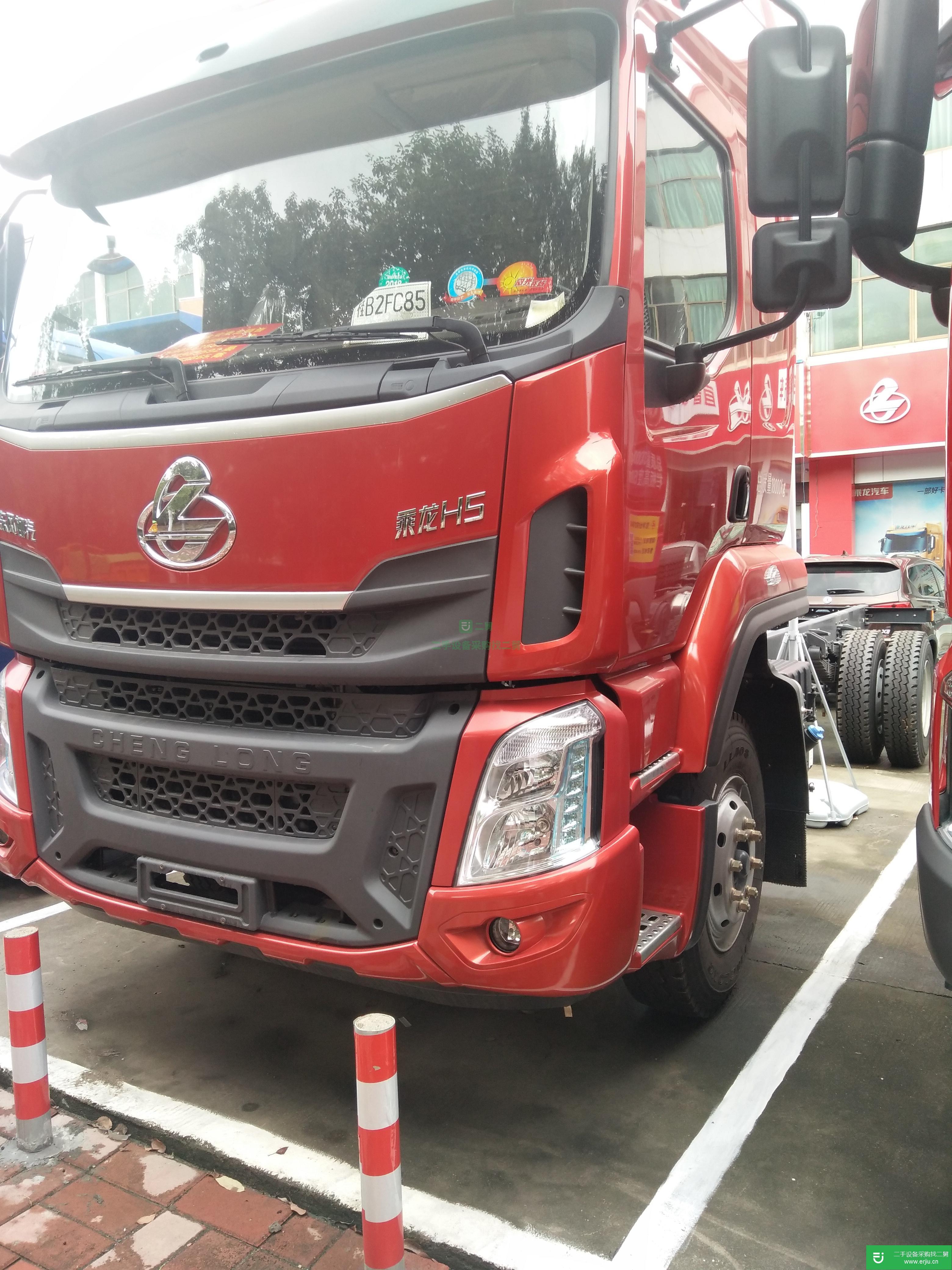 江西出售二手柳汽乘龍M5牽引車