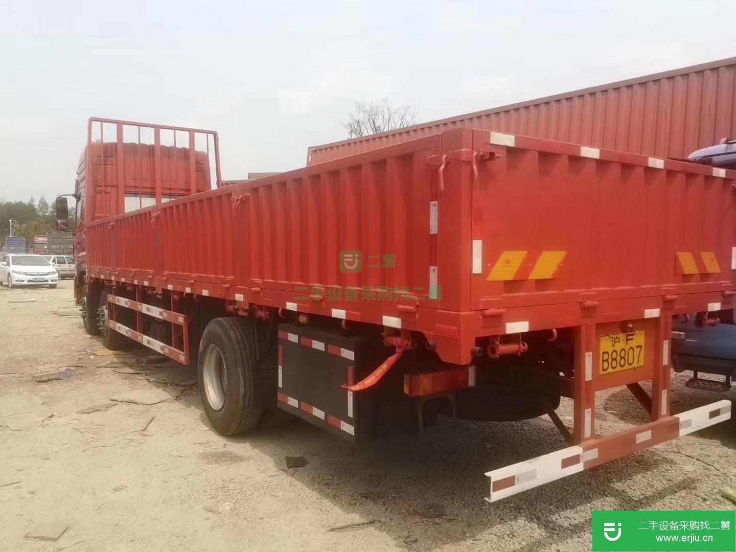 上海出售二手東風(fēng)240馬力貨車(chē)