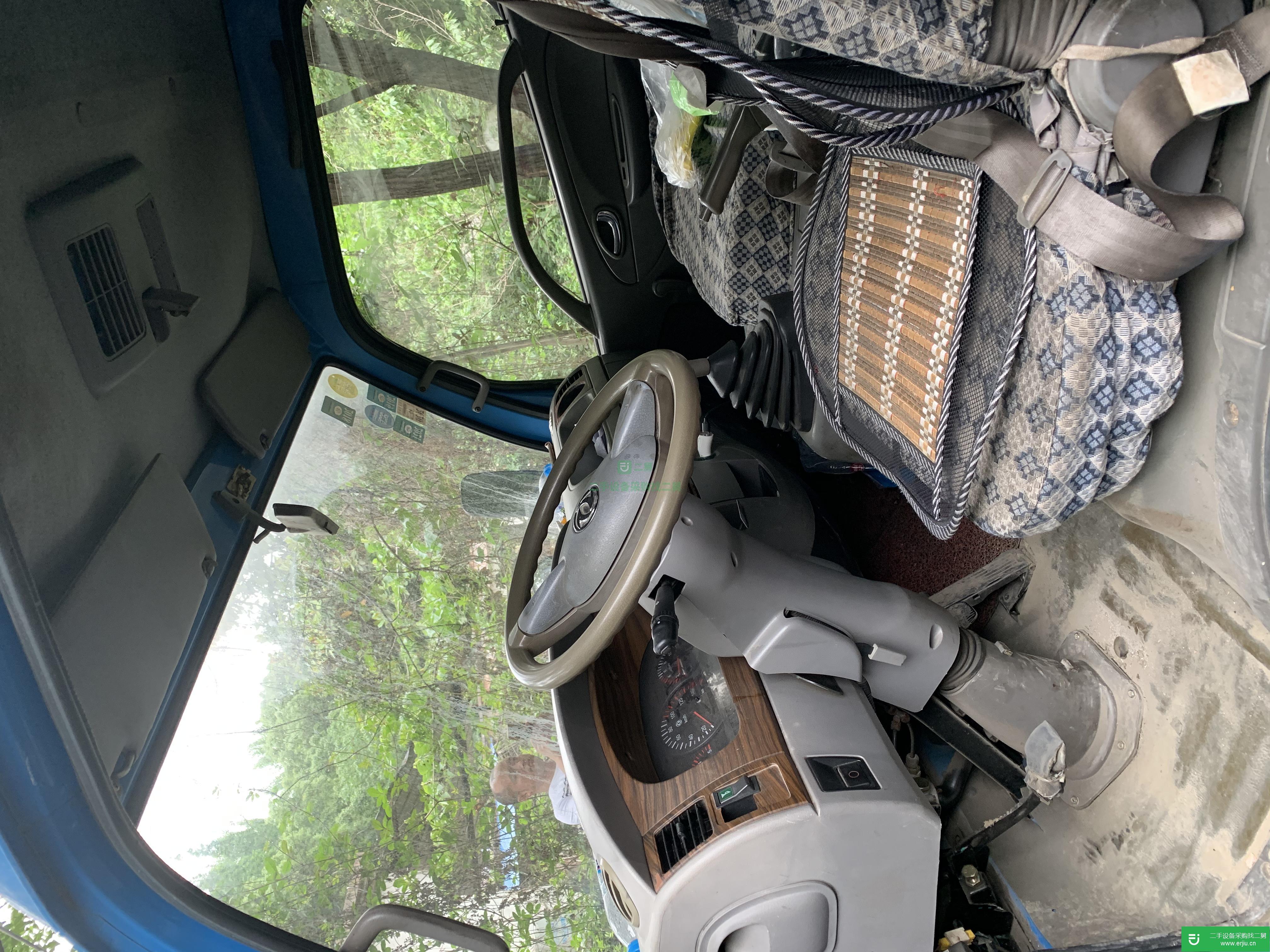 四川出售二手東風多利卡110馬力貨車