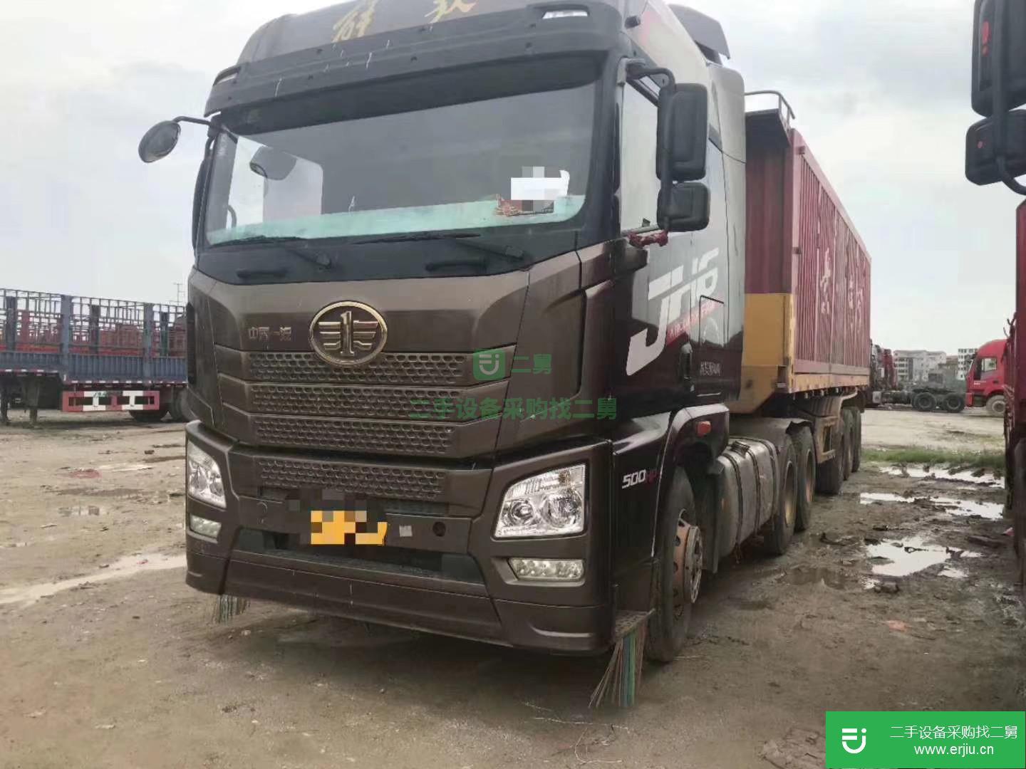 江西出售二手青島解放牽引車