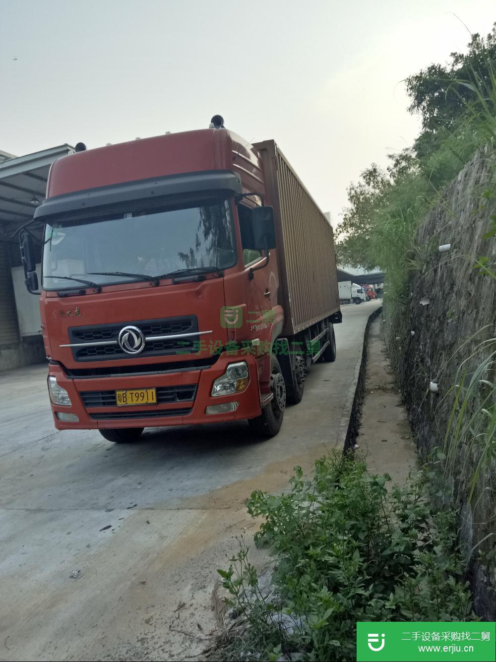 廣東出售二手東風天龍前四后四廂式貨車