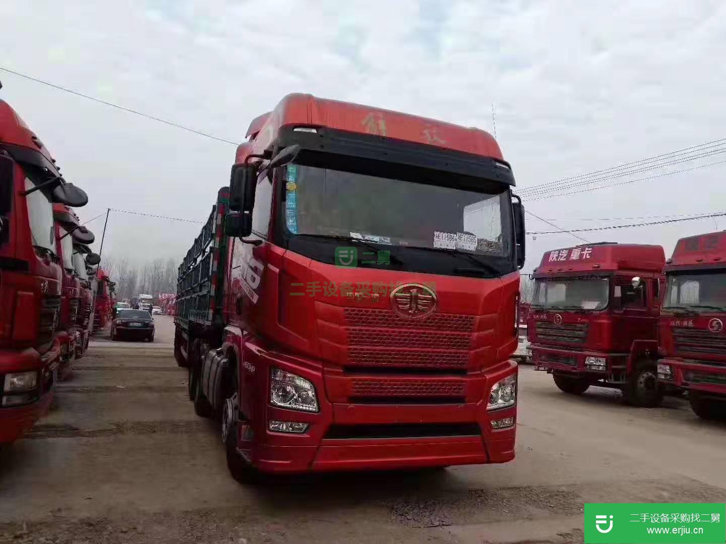 山東出售二手解放雙驅牽引車
