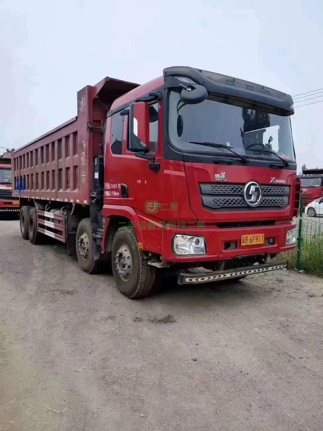 出售一臺18年7月的德龍X3000自卸車原漆9成新輪胎