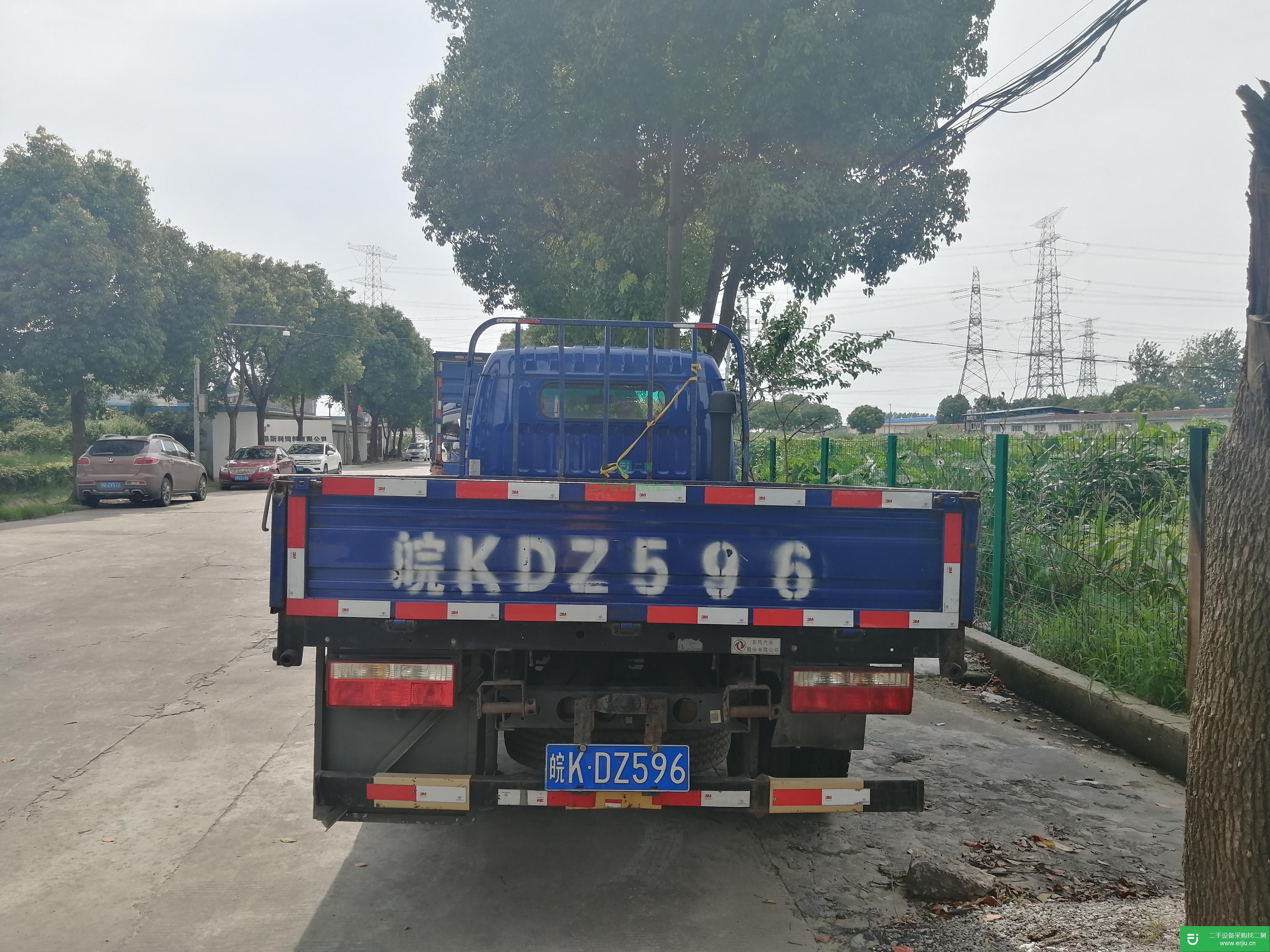 上海出售二手東風(fēng)多利卡貨車(chē)