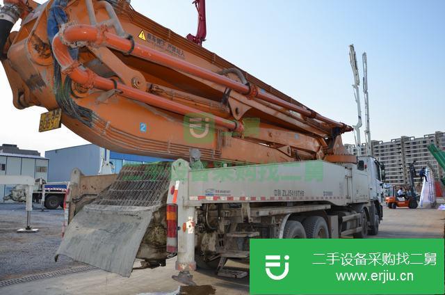 湖南出售二手中聯重科603混凝土泵車