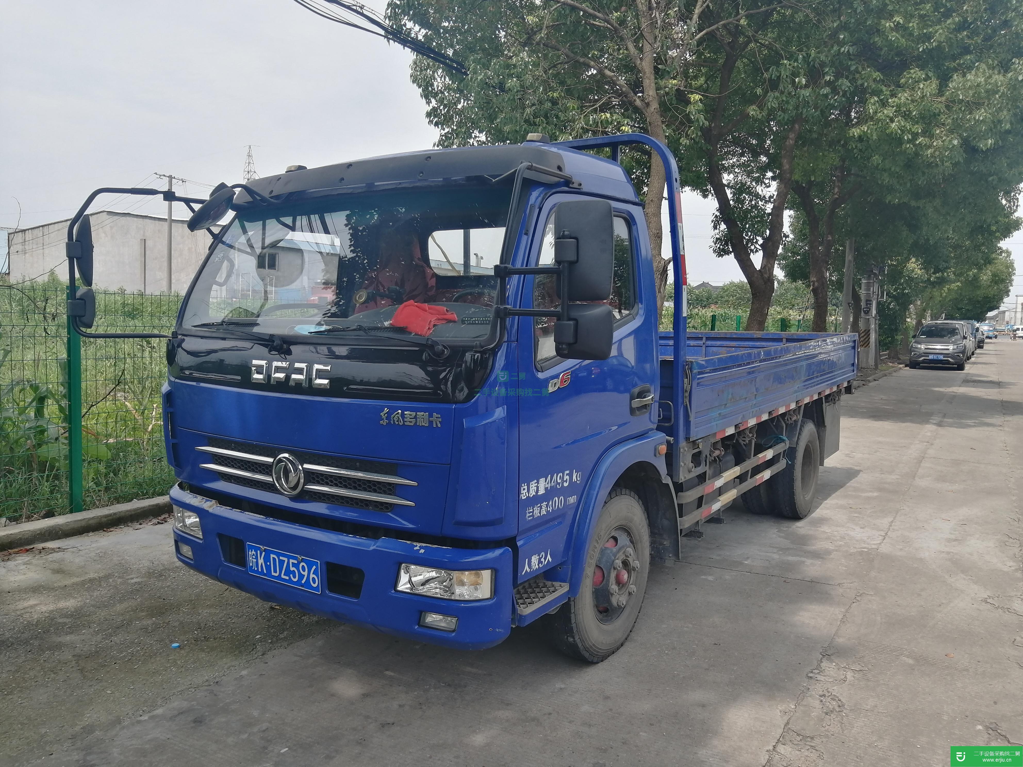 上海出售二手東風(fēng)多利卡貨車(chē)