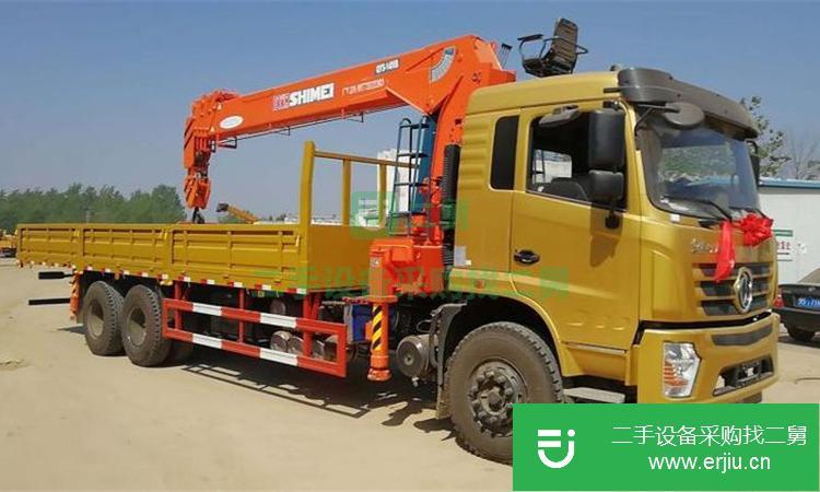 湖北低價(jià)出售一臺(tái)二手吊車