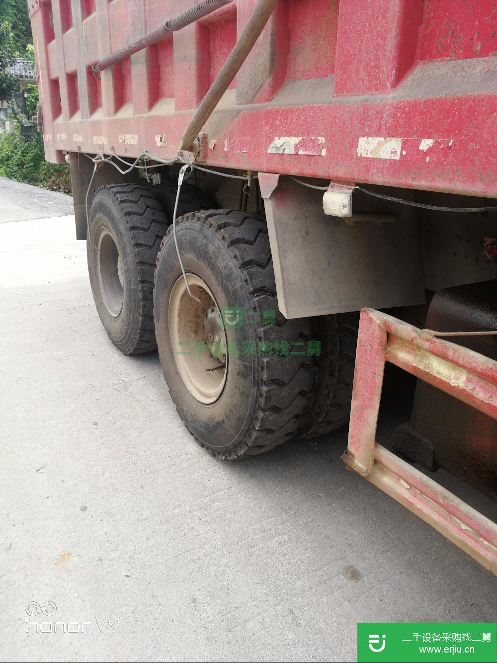 貴州出售二手豪沃A7后八輪自卸車