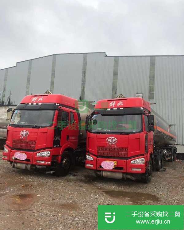 湖北低價(jià)出售一臺(tái)16年解放J6鋁合金二手油罐車