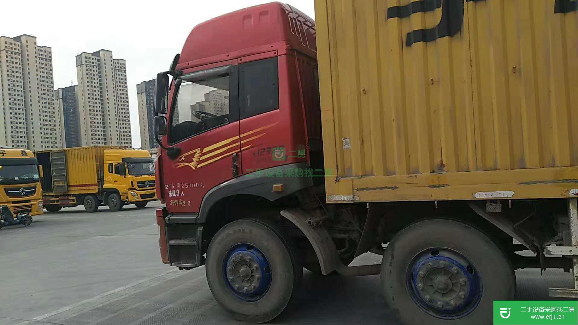 河南出售二手青島解放載貨車210馬力