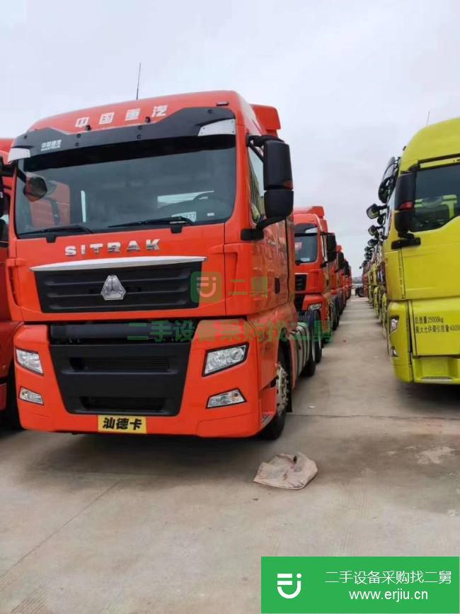 江西出售二手中國(guó)重汽牽引車(chē)