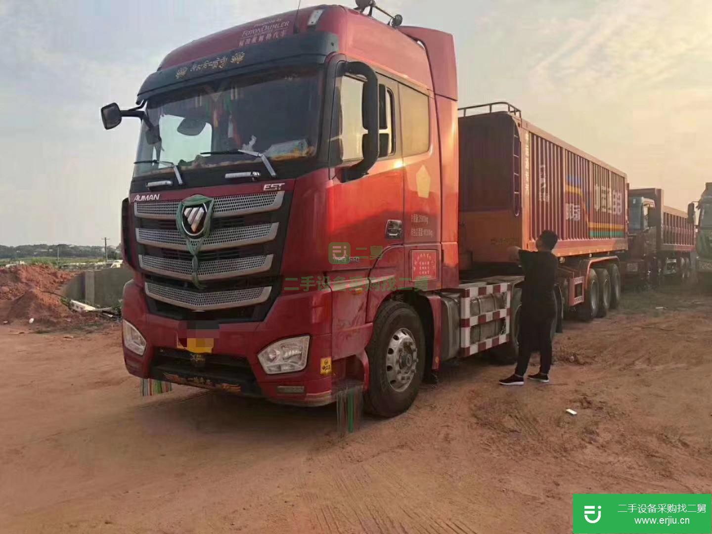 廣西低價(jià)出售一臺(tái)福田歐曼EST重卡牽引車7.6米