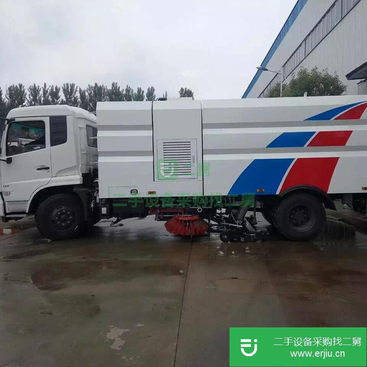 山東出售二手大型掃路車