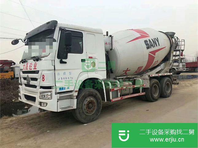 山東出售二手中國重汽混凝土攪拌車