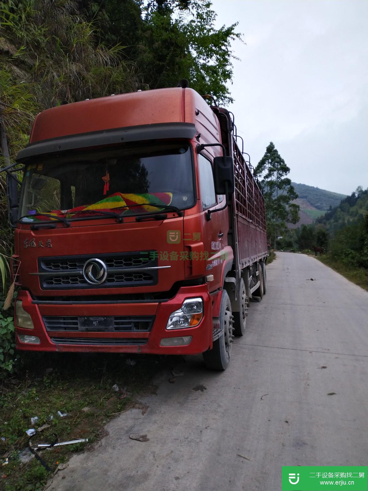 廣西低價(jià)出售一臺(tái)東風(fēng)天龍載貨車