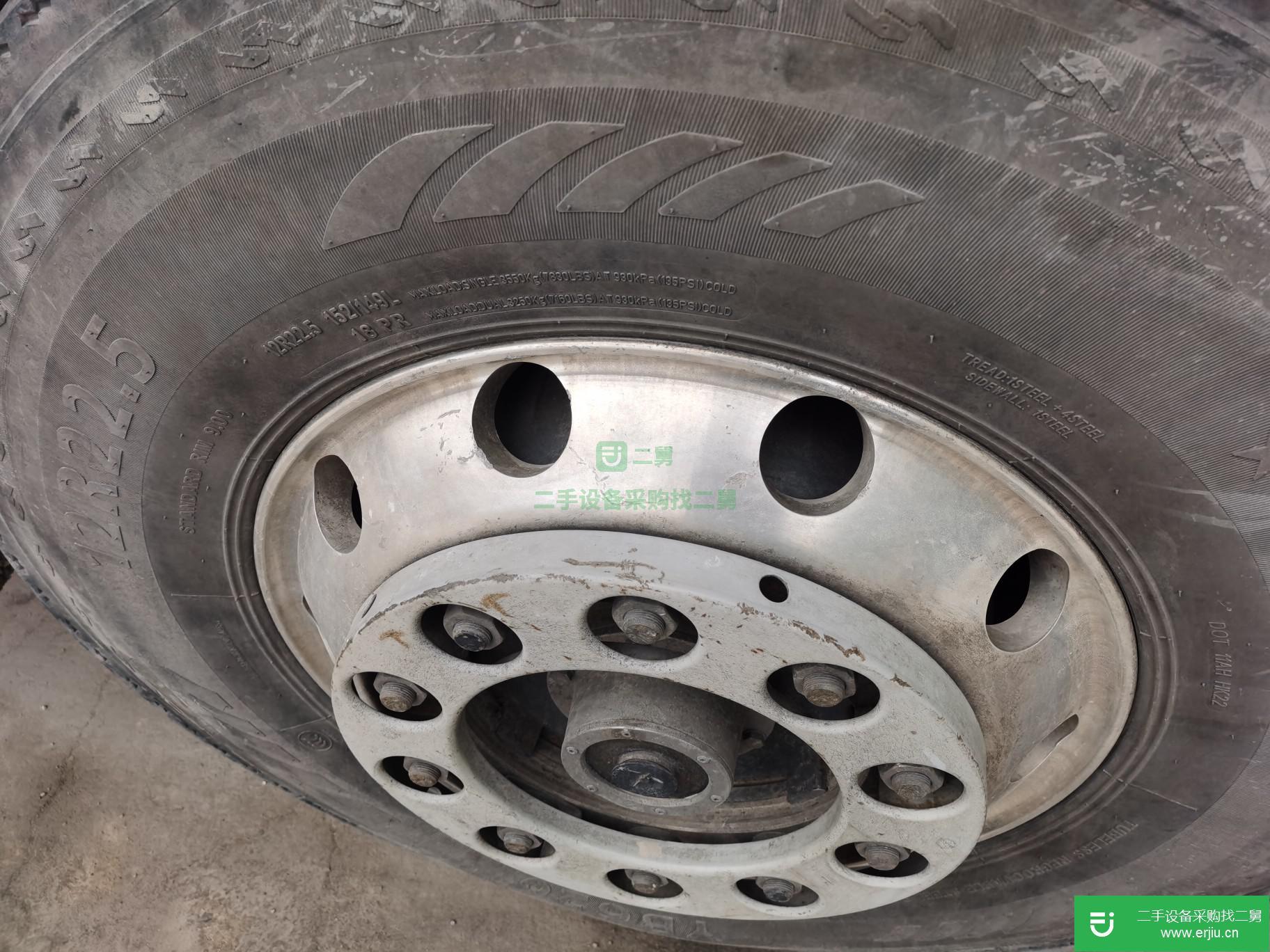 山東出售二手一汽解放牽引車(chē)