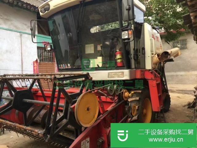 山西低價出售春雨收割機帶空調