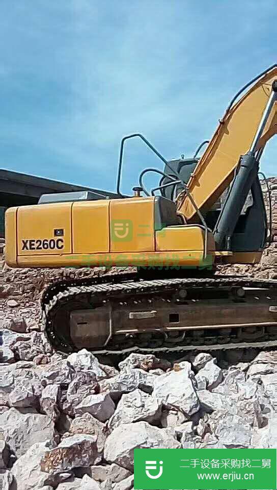 湖南低價出售一臺二手徐工 XE235C 挖掘機