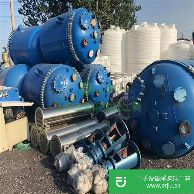 山東出售二手3噸搪瓷反應(yīng)釜