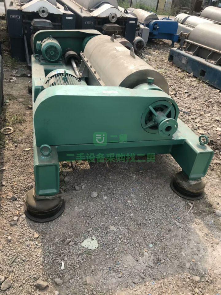 出售一臺二手臥螺離心機