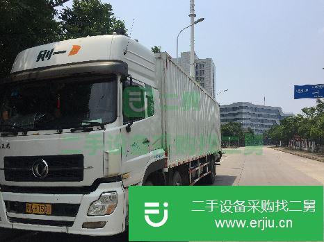 湖北出售二手東風天龍前四后四箱式貨車