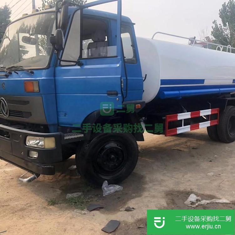 山東出售二手六輪灑水車