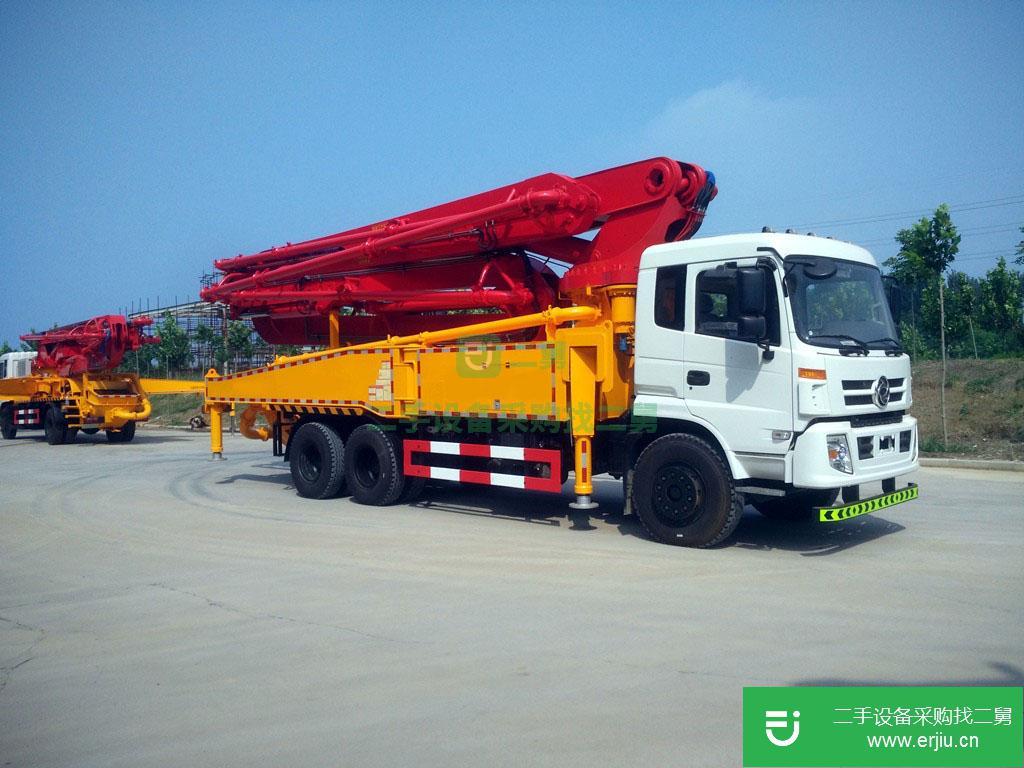 山東低價出售轉讓一臺二手混凝土泵車
