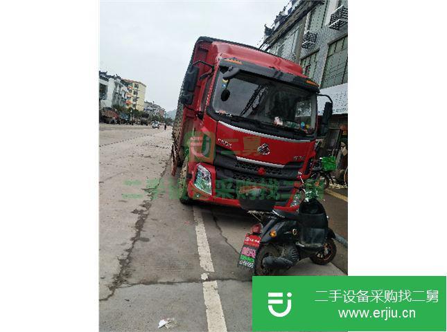廣西出售二手東風(fēng)柳汽排半倉柵式載貨車