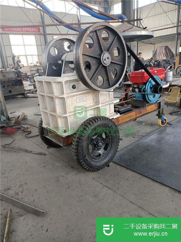 河南出售二手移動小型鄂式破碎機