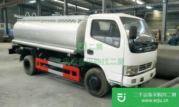 湖北出售二手東風5噸油罐車